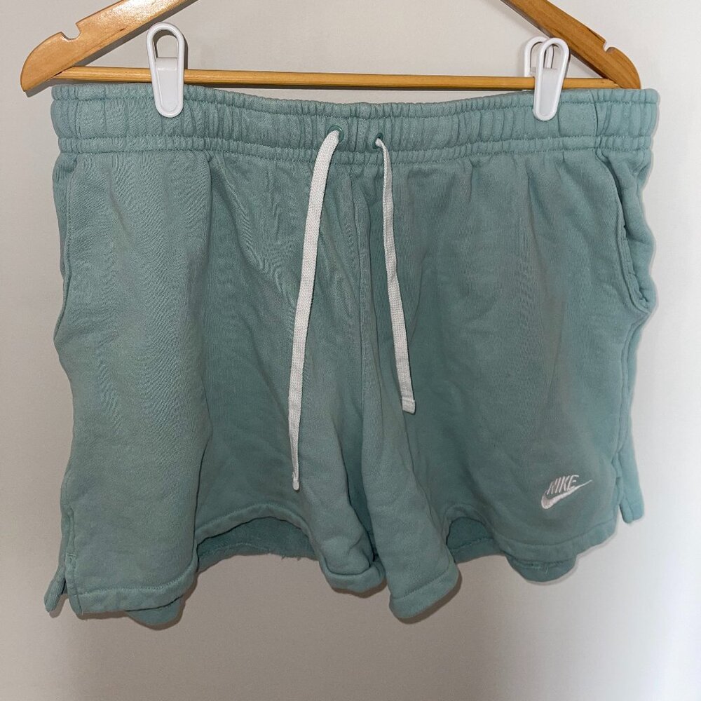 Nike XXL shorts